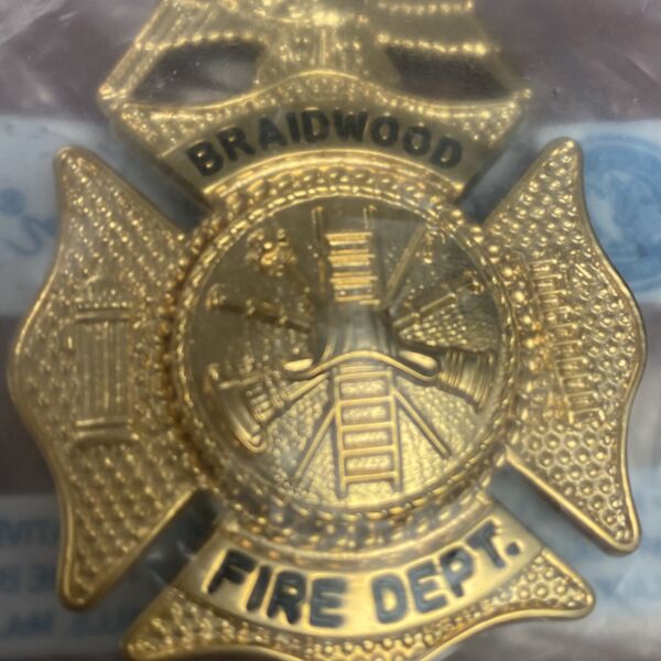 Braidwood FF Badge Gold Thumbnail